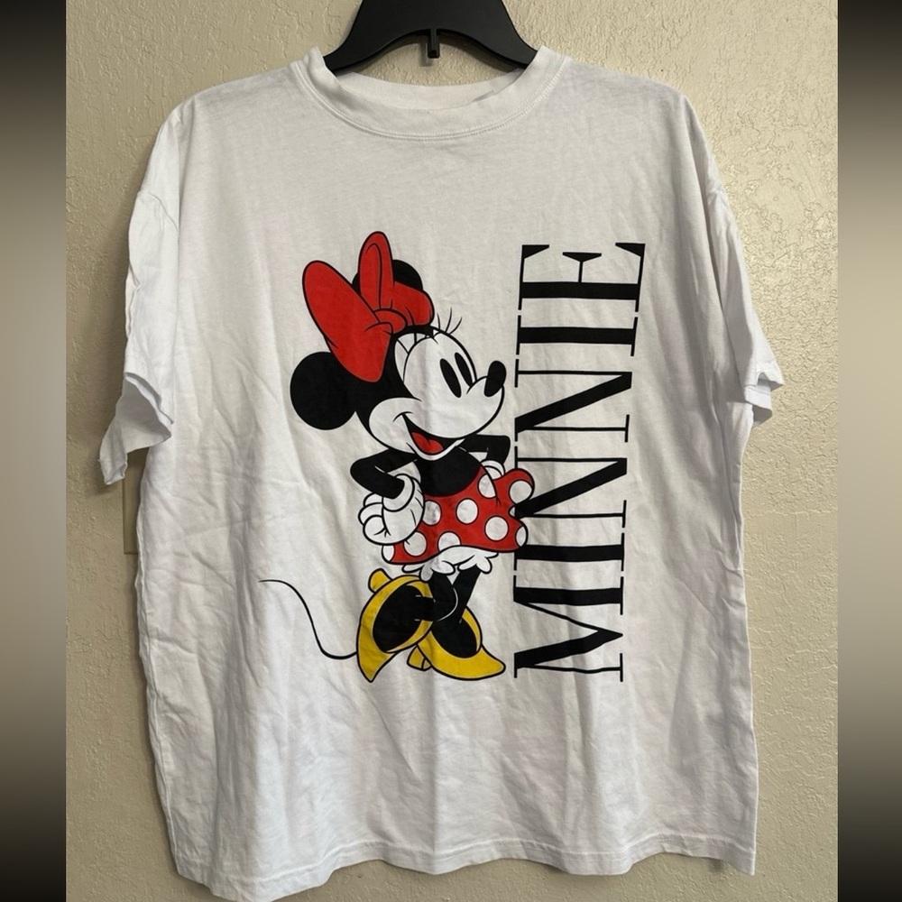 Women’s Disney oversized fit tshirt